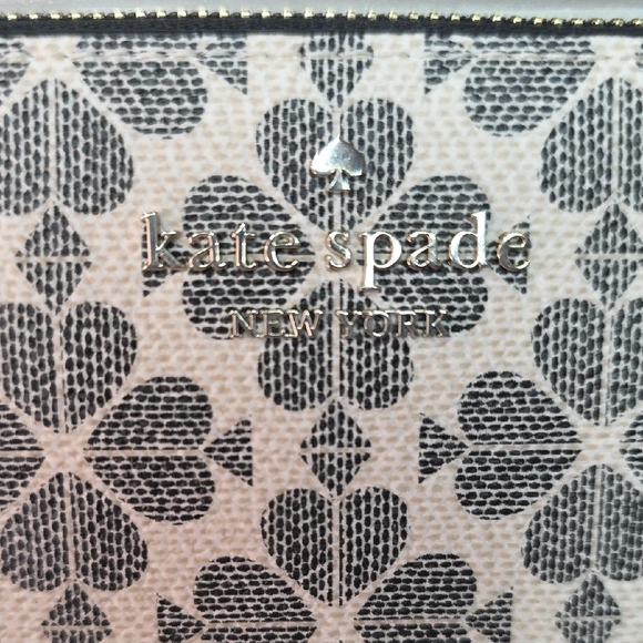 Kate Spade Signature Spade Flower Bag - Picture 3 of 8